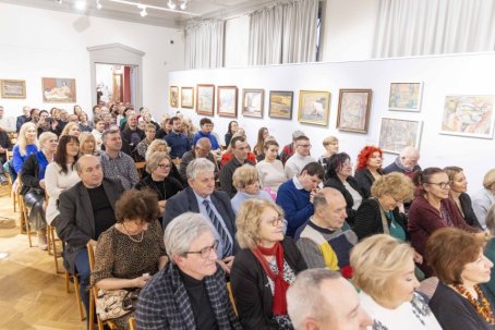 2.	Ludzie zgromadzeni na wydarzeniu.