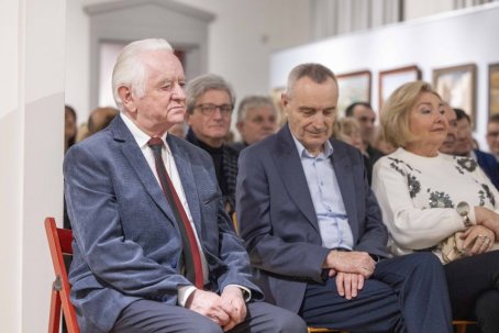 8.	Ludzie zgromadzeni na wydarzeniu.